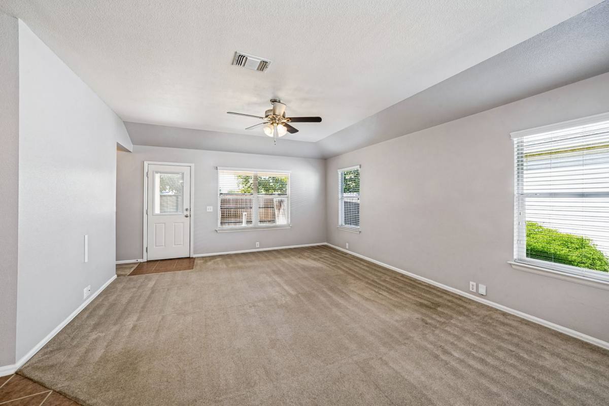 3727 Fiesta Trail, San Antonio, TX 78245 - House for Rent - Image 8