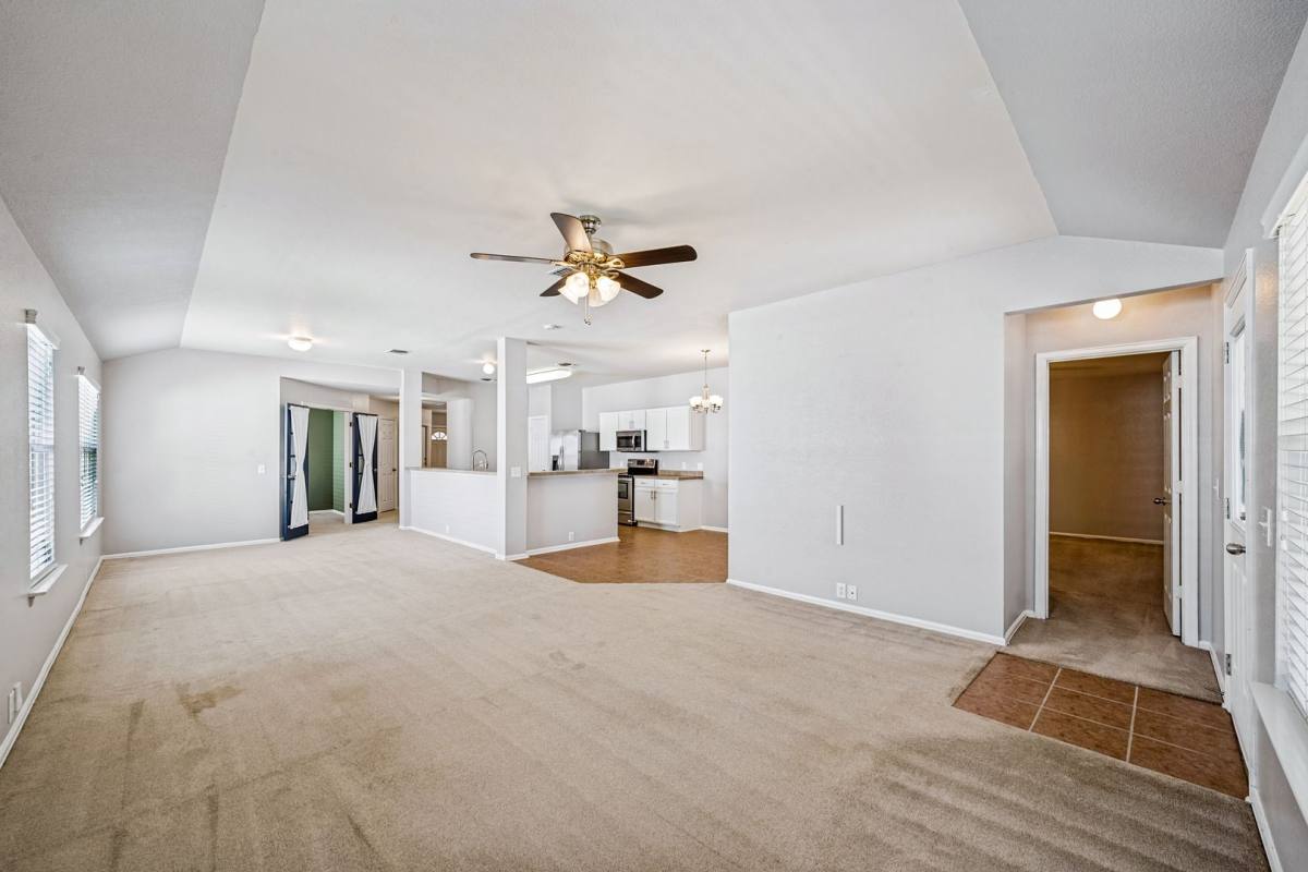 3727 Fiesta Trail, San Antonio, TX 78245 - House for Rent - Image 9
