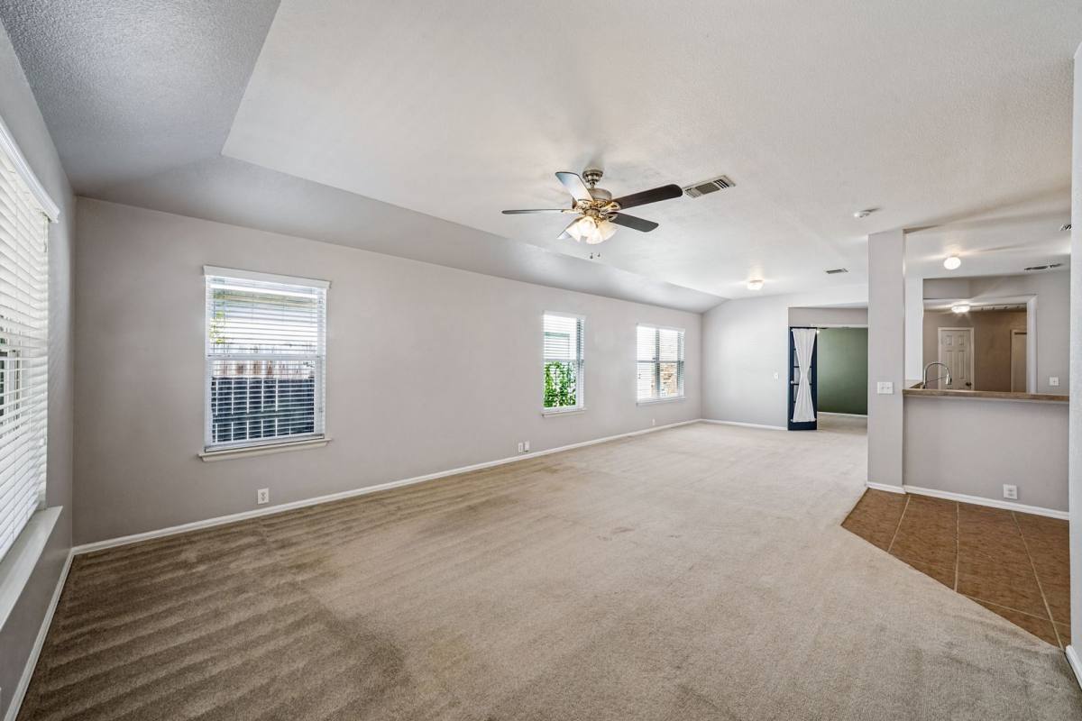 3727 Fiesta Trail, San Antonio, TX 78245 - House for Rent - Image 10