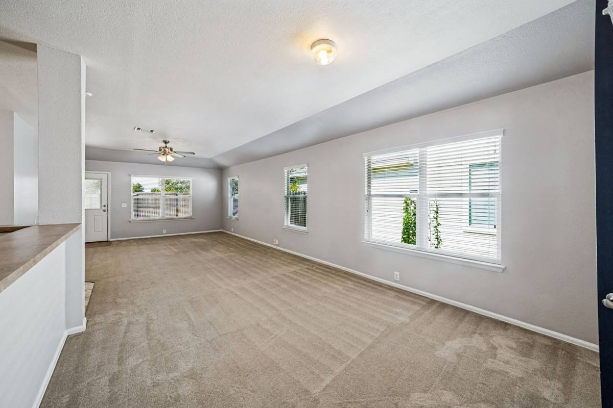 3727 Fiesta Trail, San Antonio, TX 78245 - House for Rent - Image 7