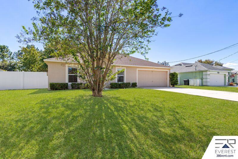 5 Lancelot Dr, Palm Coast, FL 32137 - House for Rent - Image 3