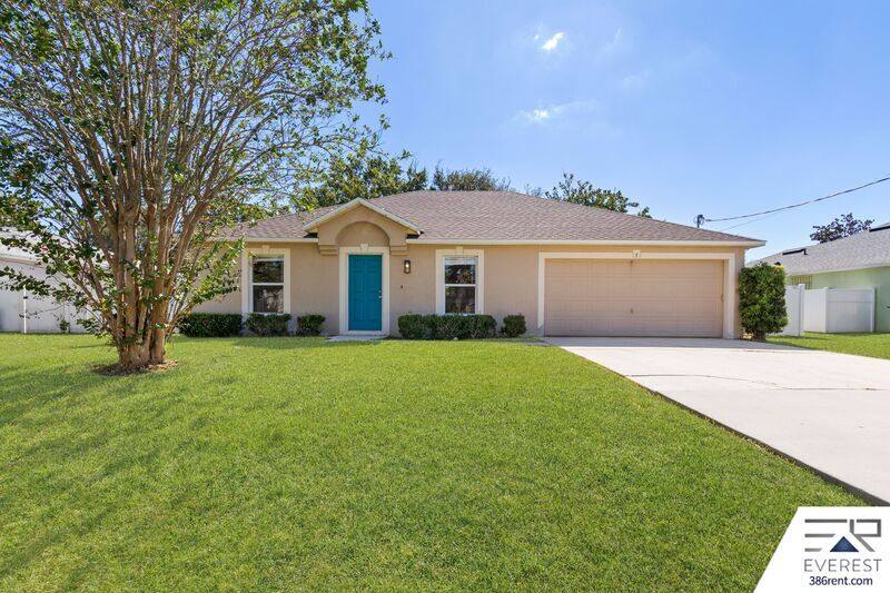 5 Lancelot Dr, Palm Coast, FL 32137 - House for Rent - Image 2