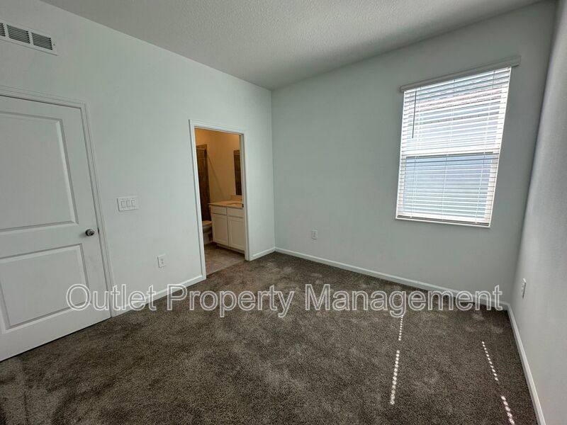 516 Reggie Rd #B, Winter Haven, FL 33884 - Apartment for Rent - Image 8