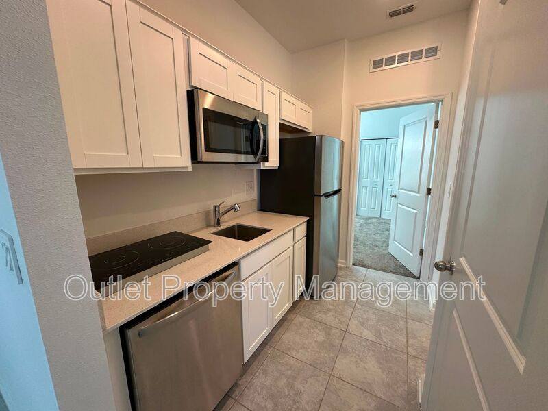 516 Reggie Rd #B, Winter Haven, FL 33884 - Apartment for Rent - Image 4