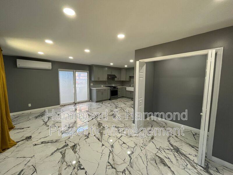 8334 1/2 Aura Ave, Northridge, CA 91324 - House for Rent - Image 7