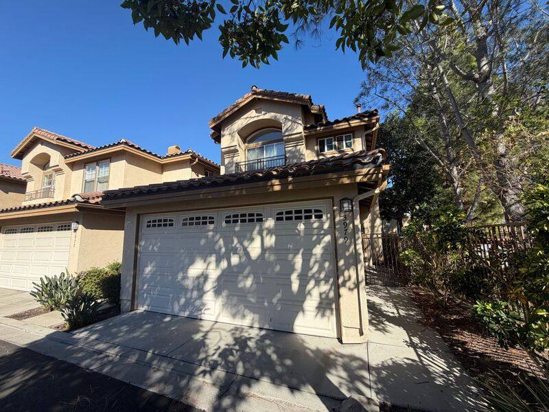 3979 Via Holgura, San Diego, CA 92130 - Townhouse for Rent - Image 2
