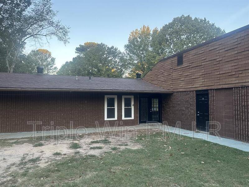 House for rent at 16307 Hidden Valley Trail #B, Little Rock, AR 72206