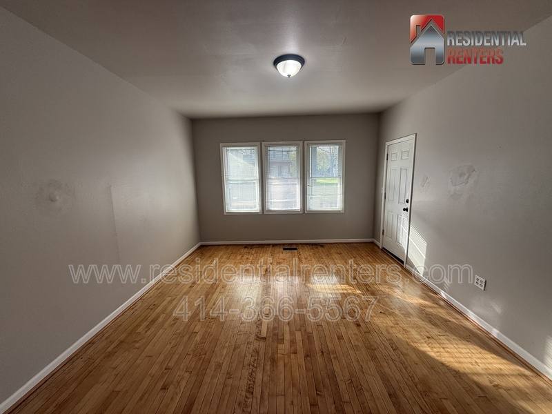 2520 N Holton St, Milwaukee, WI 53212 - Apartment for Rent - Image 2