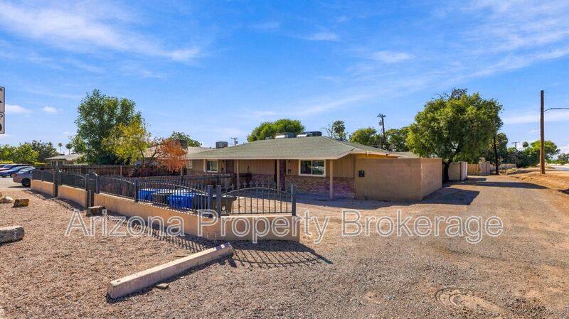 4334 N 15th Ave #B, Phoenix, AZ 85015 - House for Rent - Image 5