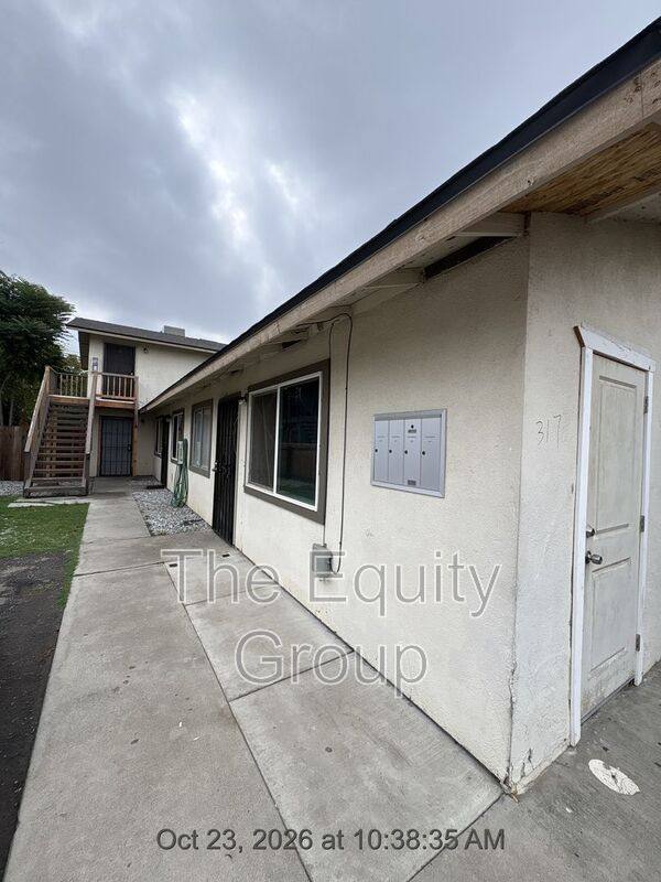 Apartment for rent at 317 NE 2nd Ave #B, Visalia, CA 93291