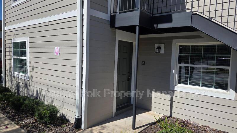 915 Ariana St #2, Lakeland, FL 33803 - Apartment for Rent - Image 2