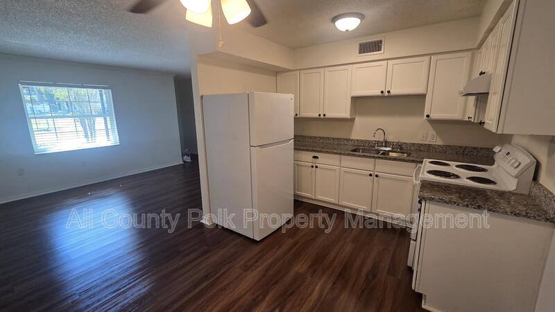 915 Ariana St #2, Lakeland, FL 33803 - Apartment for Rent - Image 4