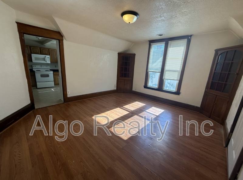 1040 Jessie St #2, St. Paul, MN 55130 - Apartment for Rent - Image 5