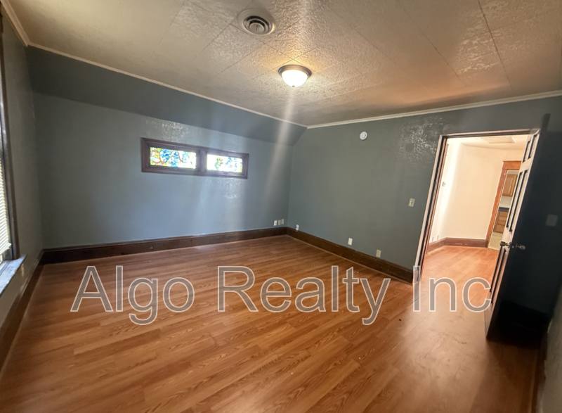 1040 Jessie St #2, St. Paul, MN 55130 - Apartment for Rent - Image 3