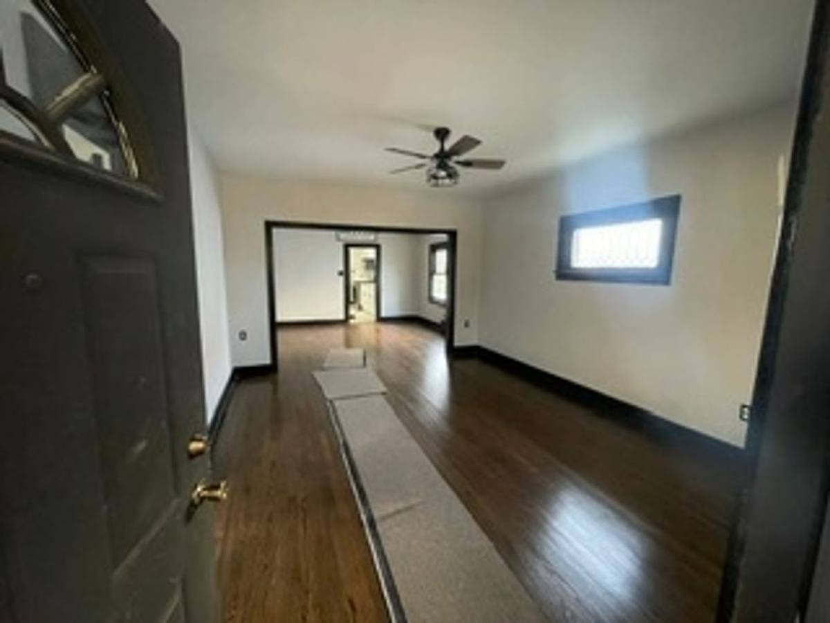 House for rent at 320 Webb St, Calumet City, IL 60409