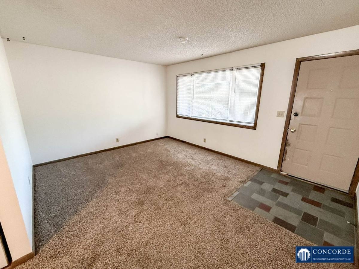 1641 Sumner St, Lincoln, NE 68502 - Apartment for Rent - Image 8