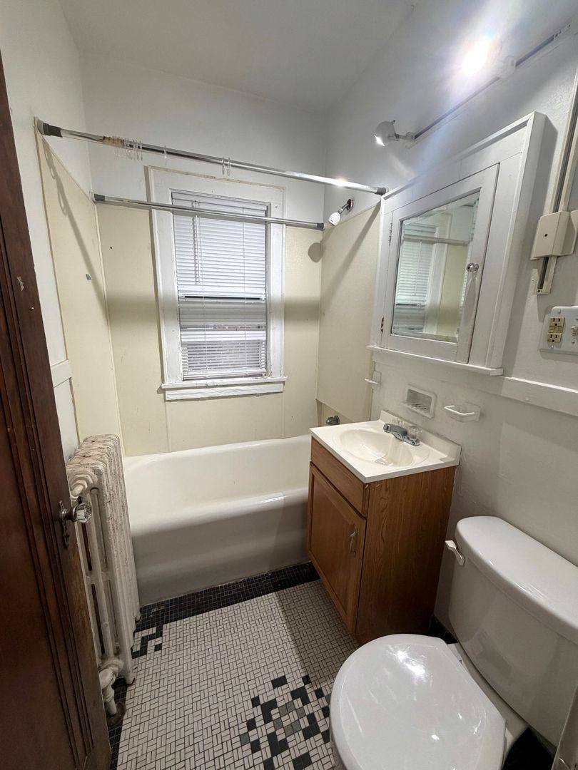 Whittier East, 205 27th St E, Minneapolis, MN 55408 - Apartment for Rent - Image 10