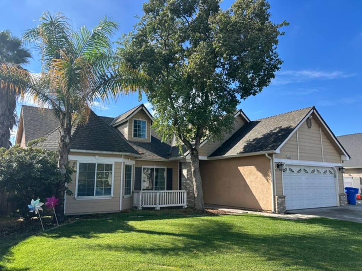 House for rent at 1549 Muscat Place, Hanford, CA 93230