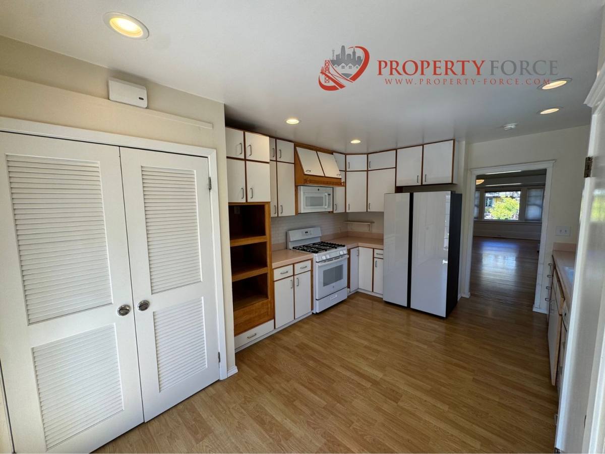 1301 Sanchez Ave, Burlingame, CA 94010 - House for Rent - Image 7