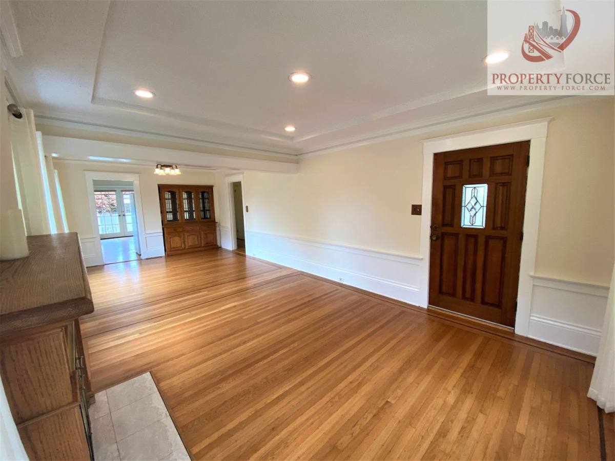 1301 Sanchez Ave, Burlingame, CA 94010 - House for Rent - Image 5