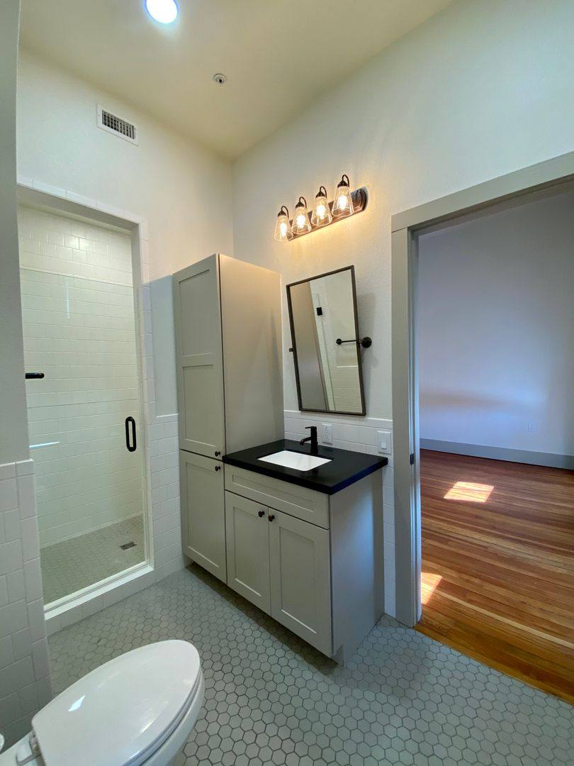 104 W Nolte #C, Seguin, TX 78155 - Apartment for Rent - Image 10