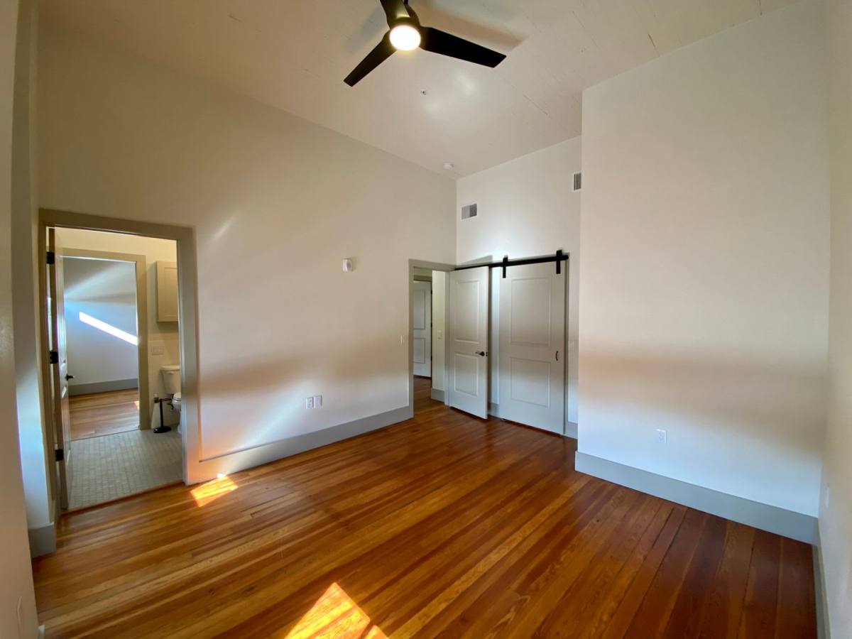 104 W Nolte #C, Seguin, TX 78155 - Apartment for Rent - Image 9