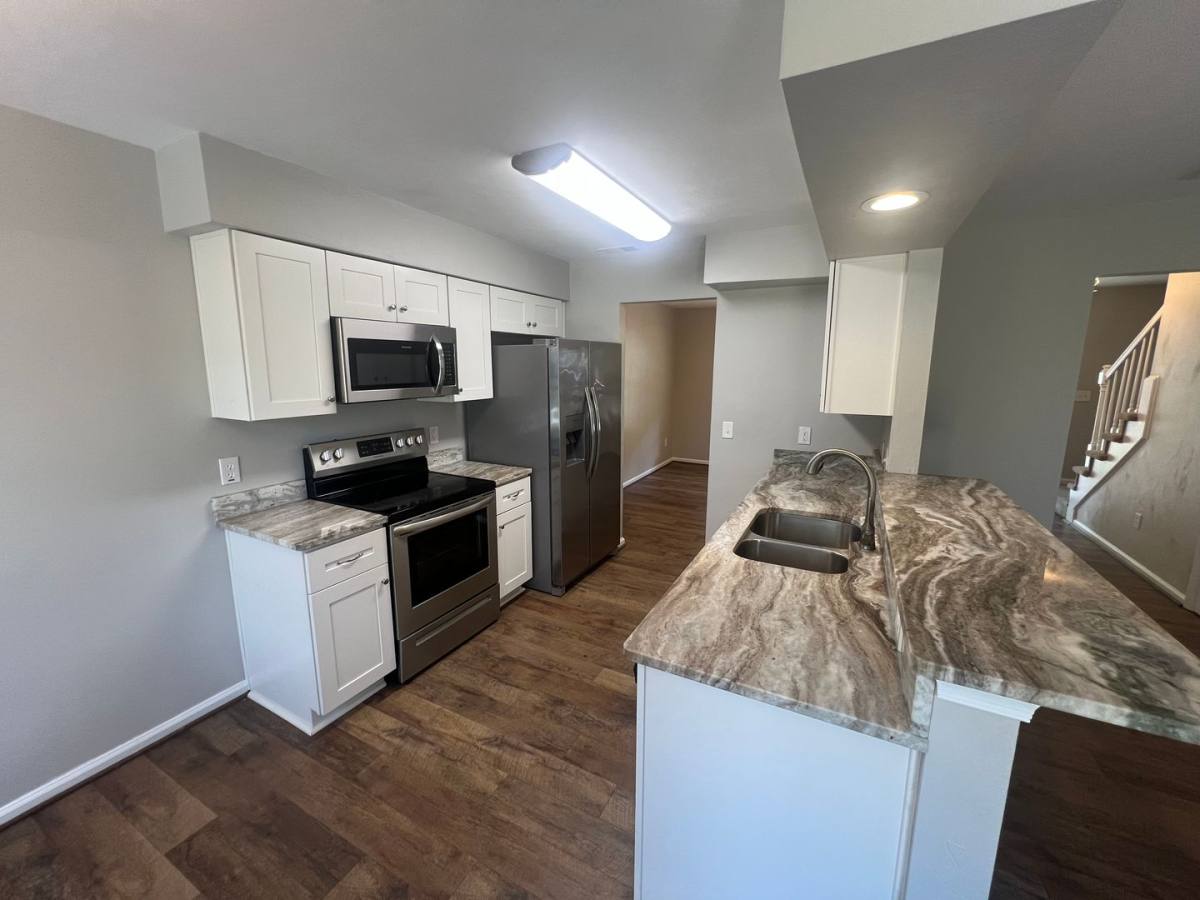 5018 Huntclub Chase, Suffolk, VA 23435 - House for Rent - Image 2