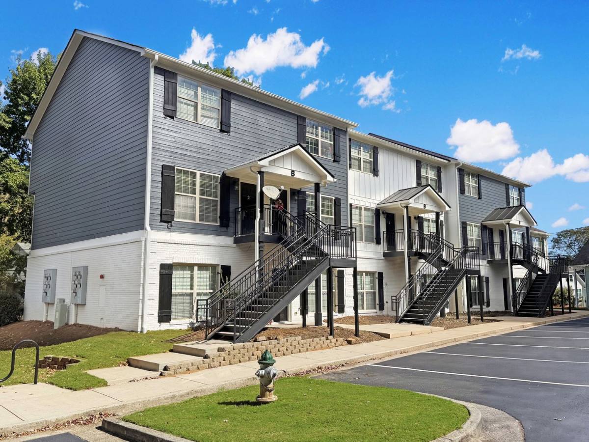 Apartment for rent at Enclave, 270 Strickland Ave, Athens, GA 30601