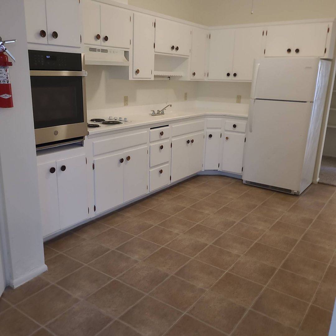 1859 E Cheery Lynn Rd, Phoenix, AZ 85016 - House for Rent - Image 2