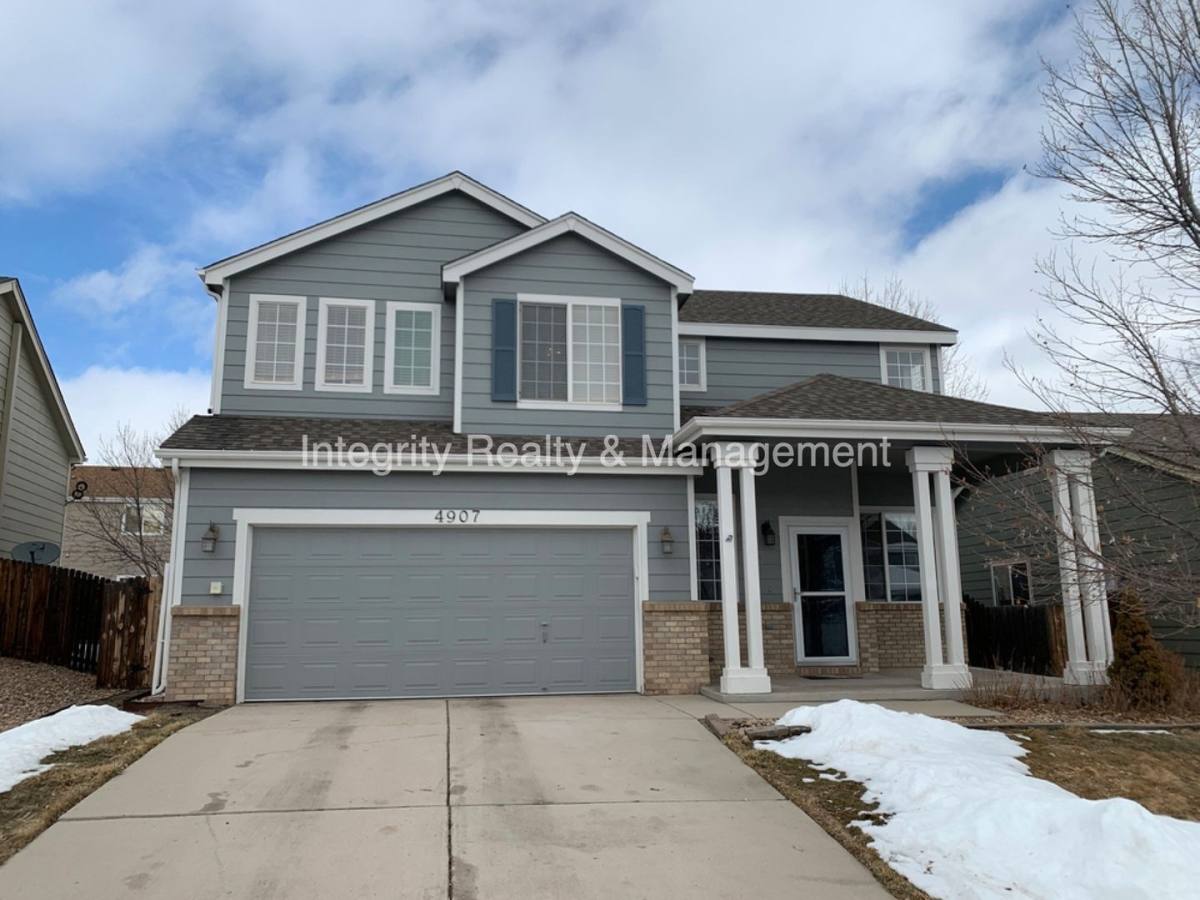 House for rent at 4907 Stoneham Ave, Castle Rock, CO 80104