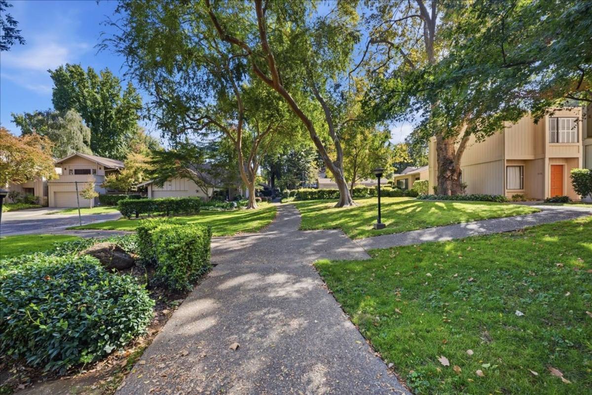 House for rent at 268 Hartnell Place, Auburn, CA 95603