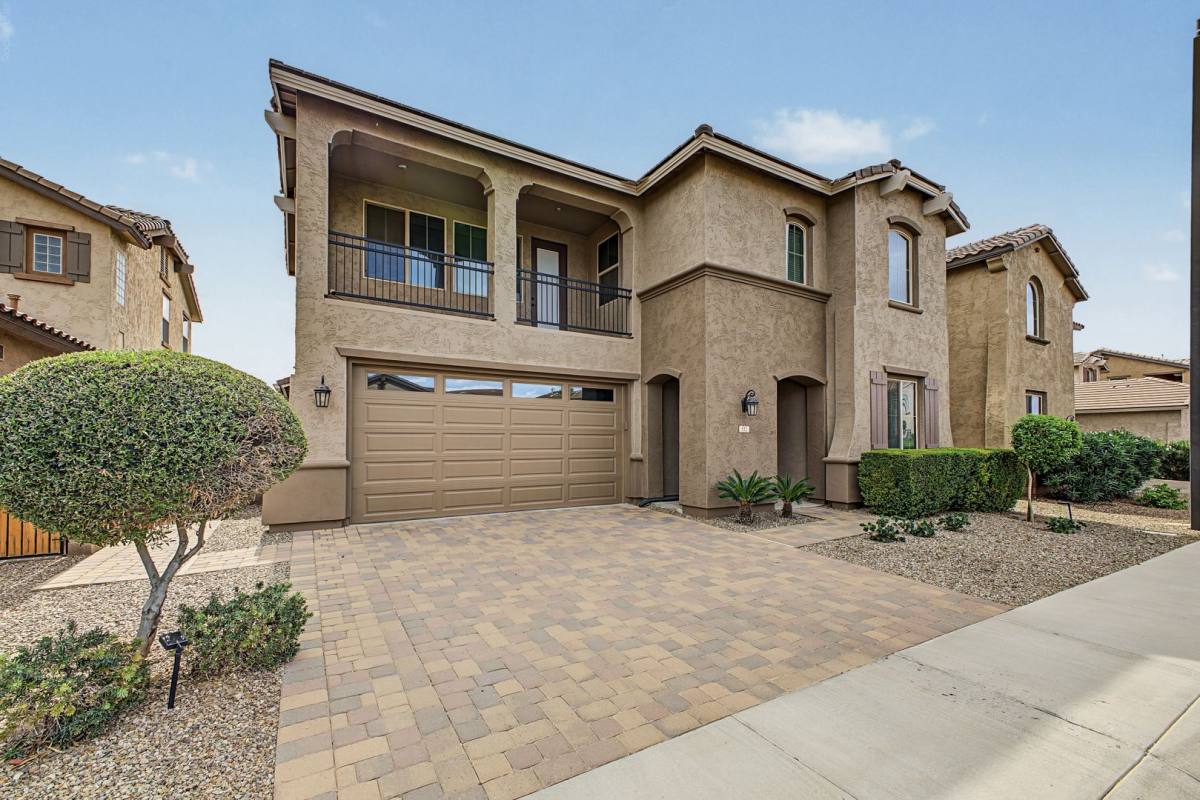137 E Canyon Way, Chandler, AZ 85249 - House for Rent - Image 1