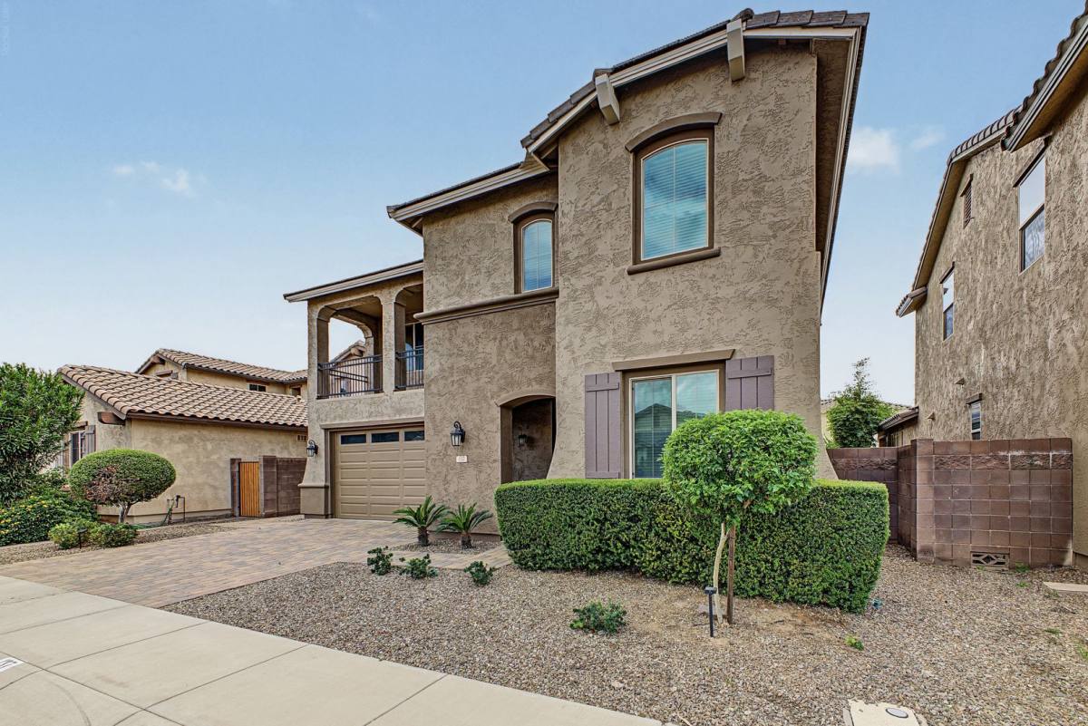 137 E Canyon Way, Chandler, AZ 85249 - House for Rent - Image 3