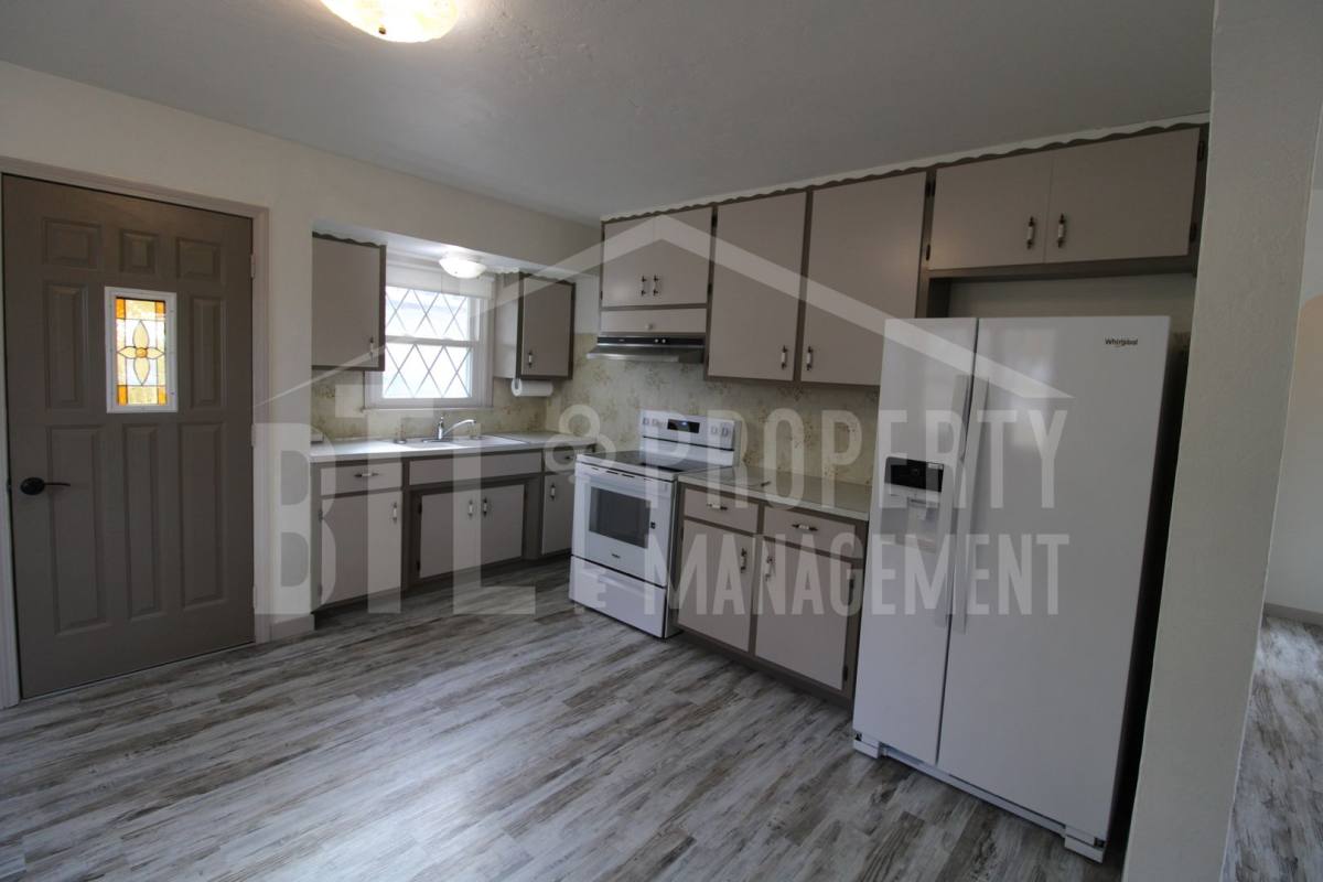 243 Taney St, Branson, MO 65616 - House for Rent - Image 4
