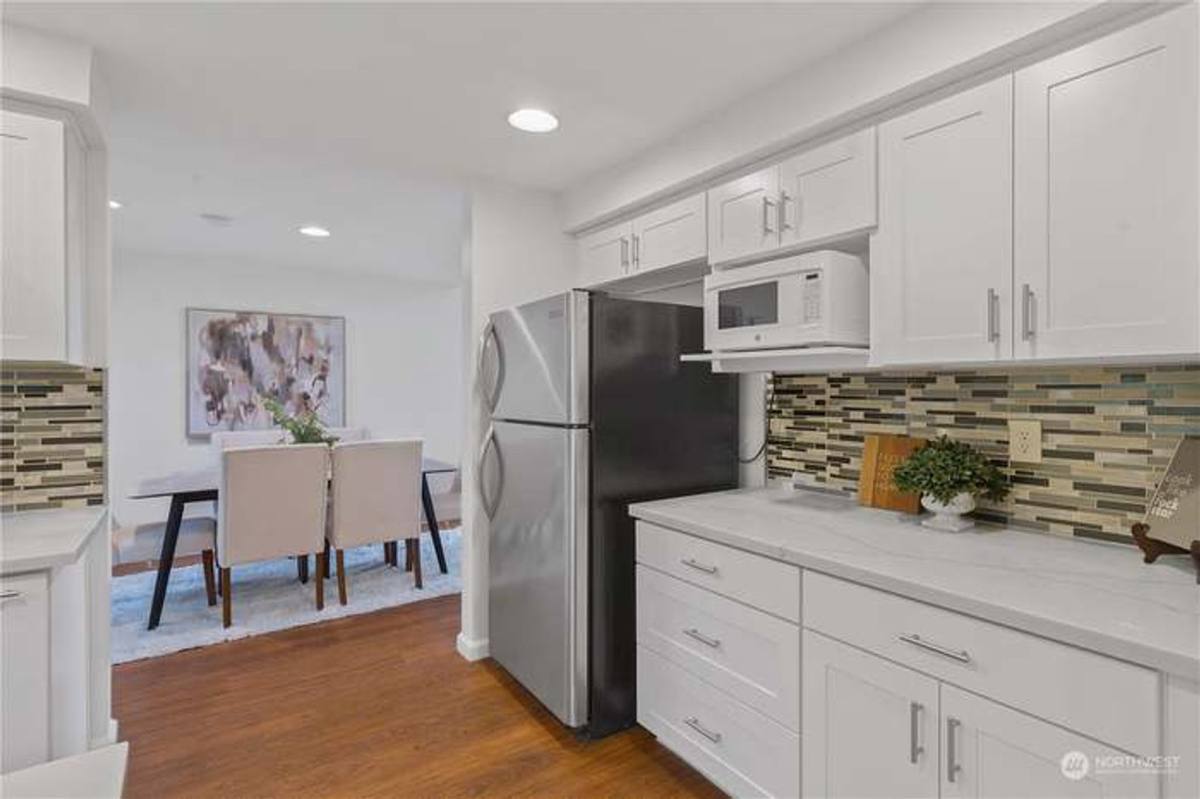 14781 NE 3rd St #20, Bellevue, WA 98007 - House for Rent - Image 10