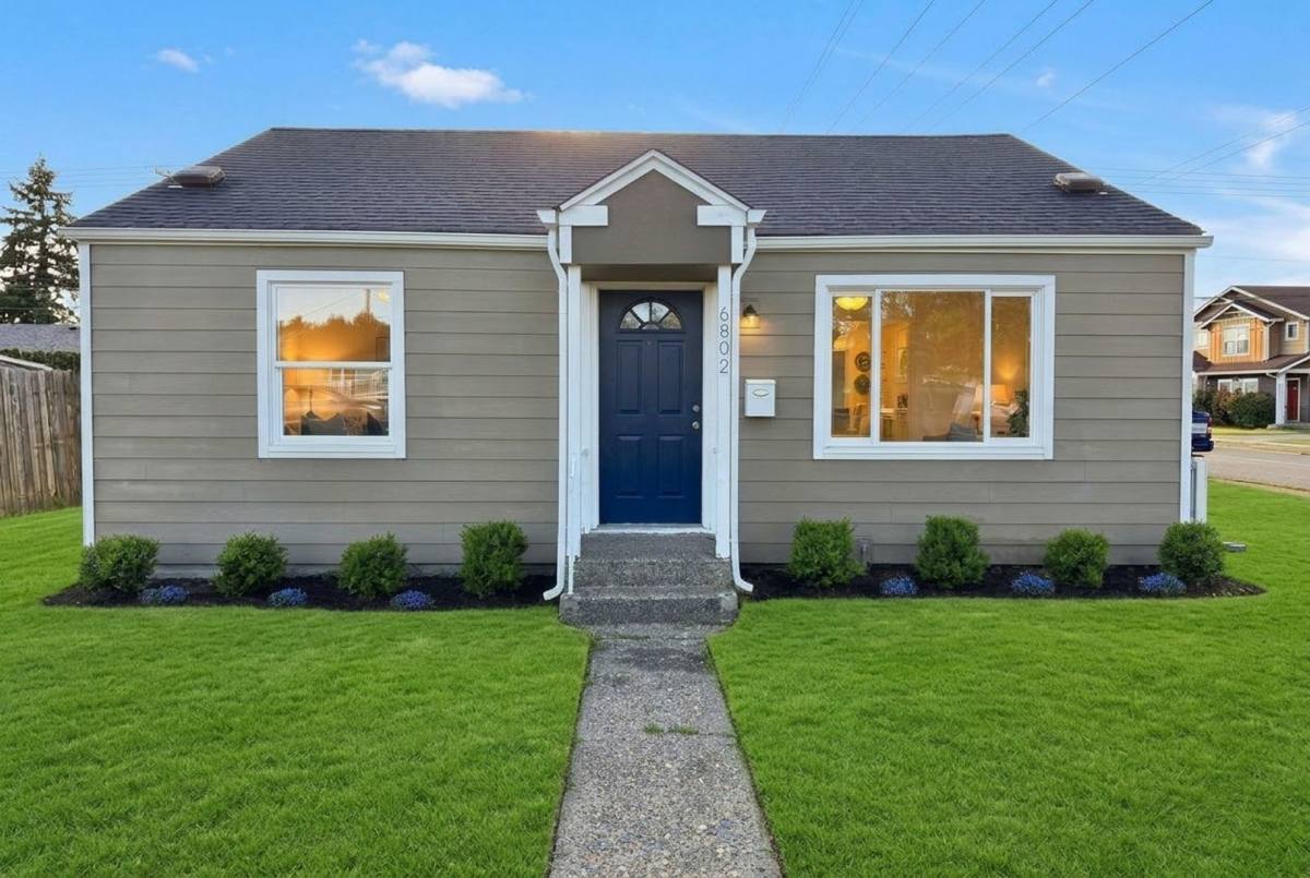 House for rent at 6802 S Oakes St, Tacoma, WA 98409
