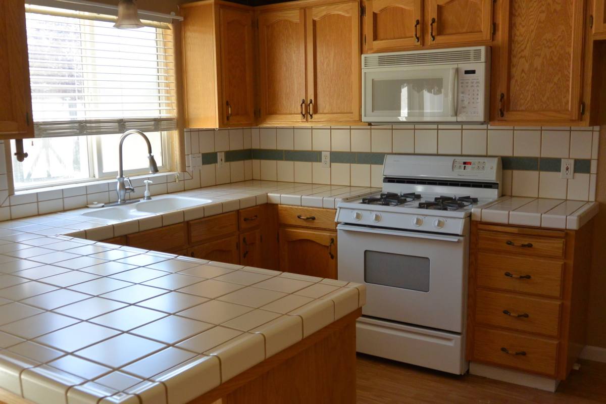 House for rent at 3011 W Loyola Court, Visalia, CA 93277