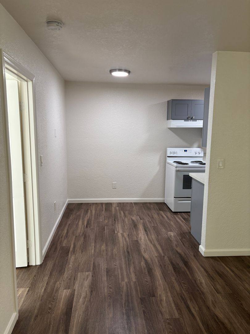 3117 Valle Ave #10, San Diego, CA 92113 - Apartment for Rent - Image 3