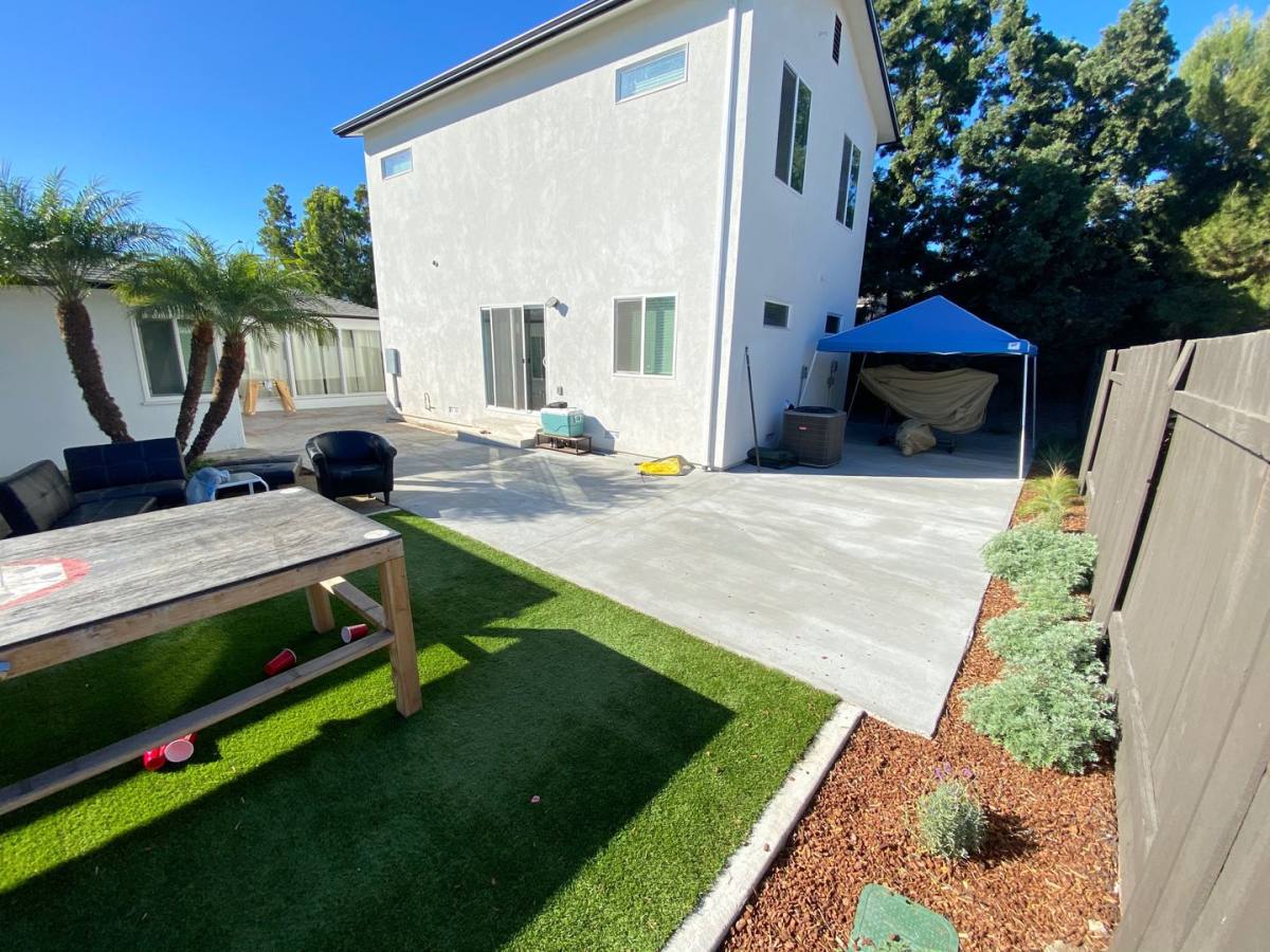 Townhouse for rent at 6330 Montezuma Rd, San Diego, CA 92115