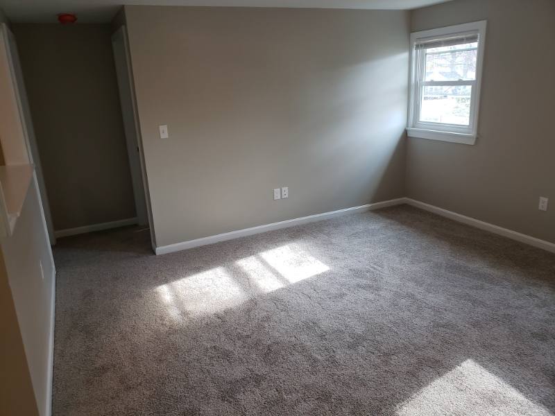 82 E Grove St #B, Middleboro, MA 02346 - Apartment for Rent - Image 8