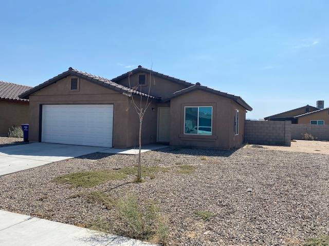 3653 S Hinckley Dr, Yuma, AZ 85365 - House for Rent - Image 1