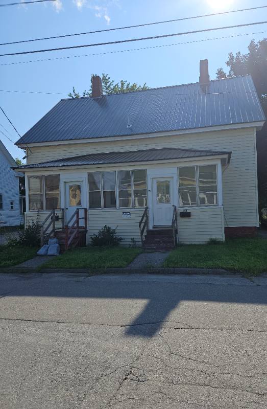 Apartment for rent at 12 Lasalle St #B, Waterville, ME 04901