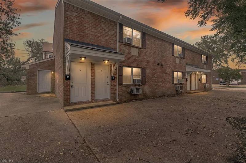 Apartment for rent at 524 Ashlawn Dr, Norfolk, VA 23505