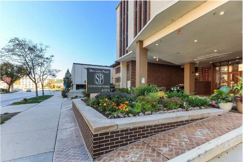 6325 N Sheridan Rd #1304, Chicago, IL 60660 - Apartment for Rent - Image 1