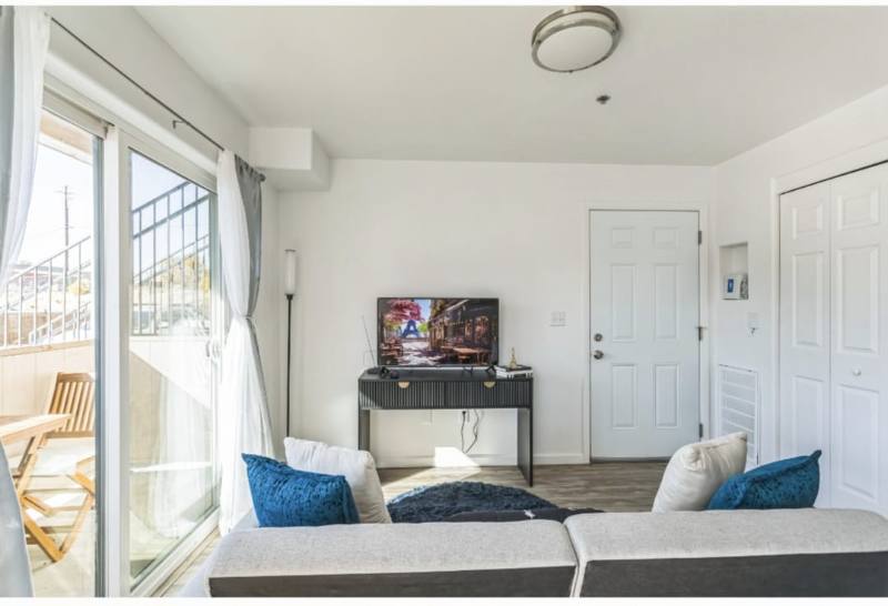 10 Gentry Way #104, Reno, NV 89502 - Apartment for Rent - Image 4