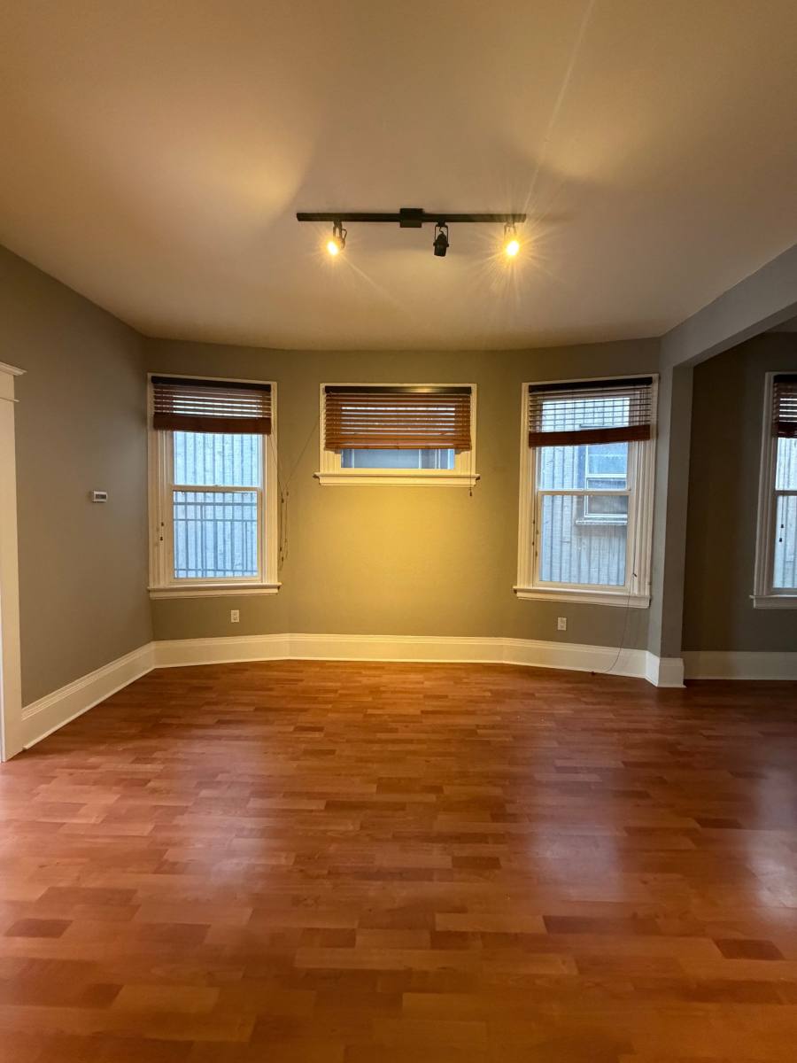 312 E Olive Place #301, Seattle, WA 98122 - Apartment for Rent - Image 2