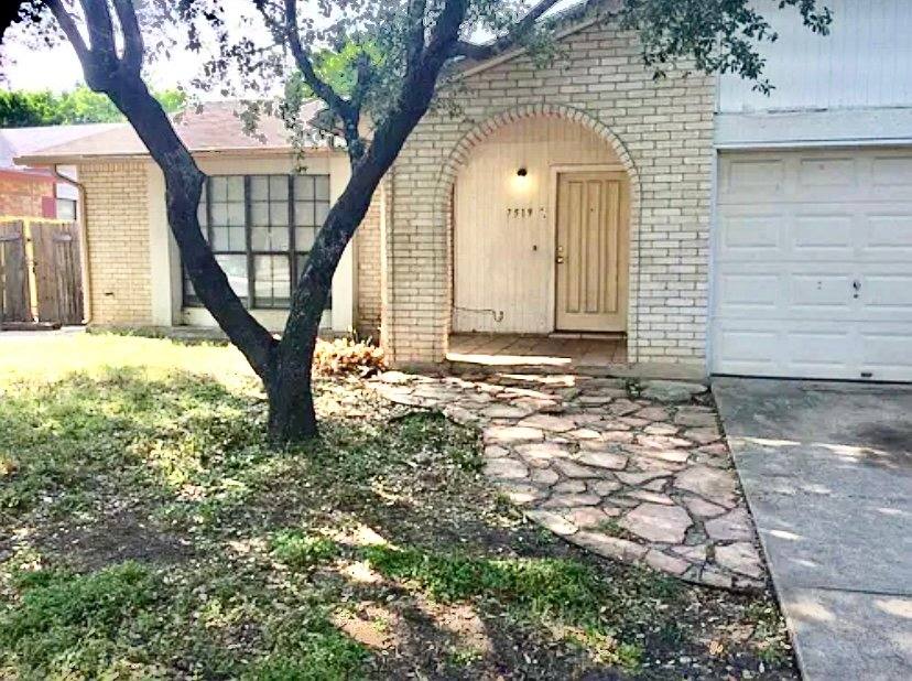 House for rent at 7519 Rustic Trail, San Antonio, TX 78244