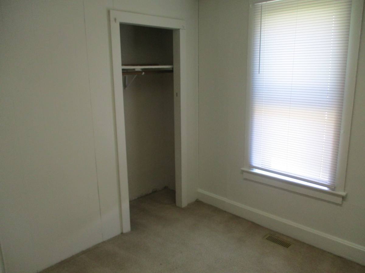 922 Cameron Ave #924, La Crosse, WI 54601 - Apartment for Rent - Image 8