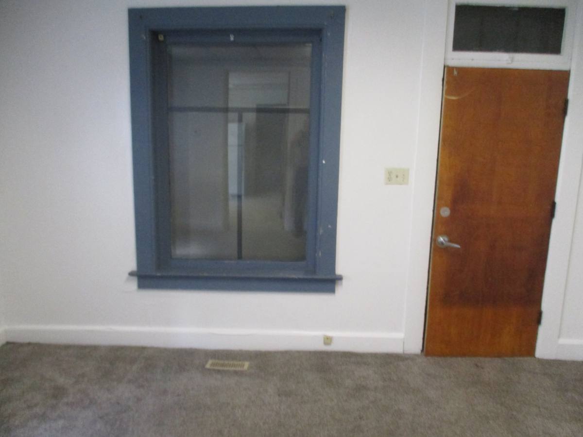 922 Cameron Ave #924, La Crosse, WI 54601 - Apartment for Rent - Image 3