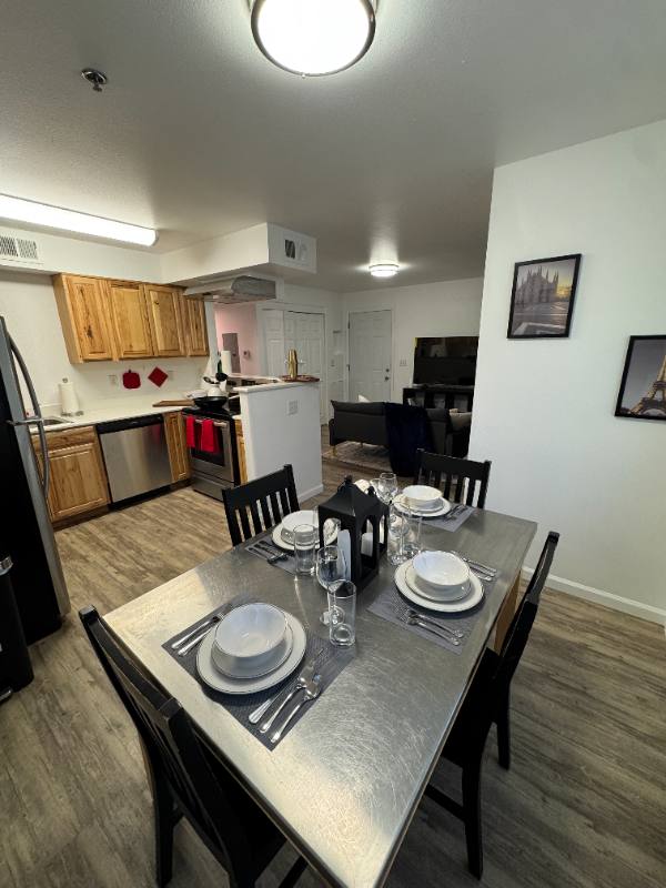 10 Gentry Way #101, Reno, NV 89502 - Apartment for Rent - Image 3